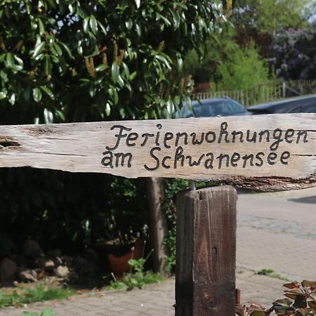 Ferienwohnungen Am Schwanensee Ploen Luaran gambar